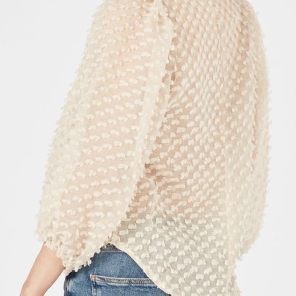 Textured puff sleeve top - Picture 2 of 5